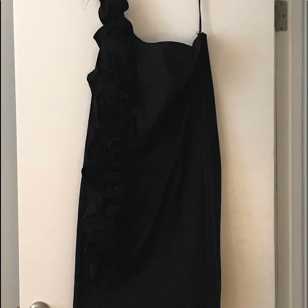 Snap Black One Shoulder Cocktail Dress